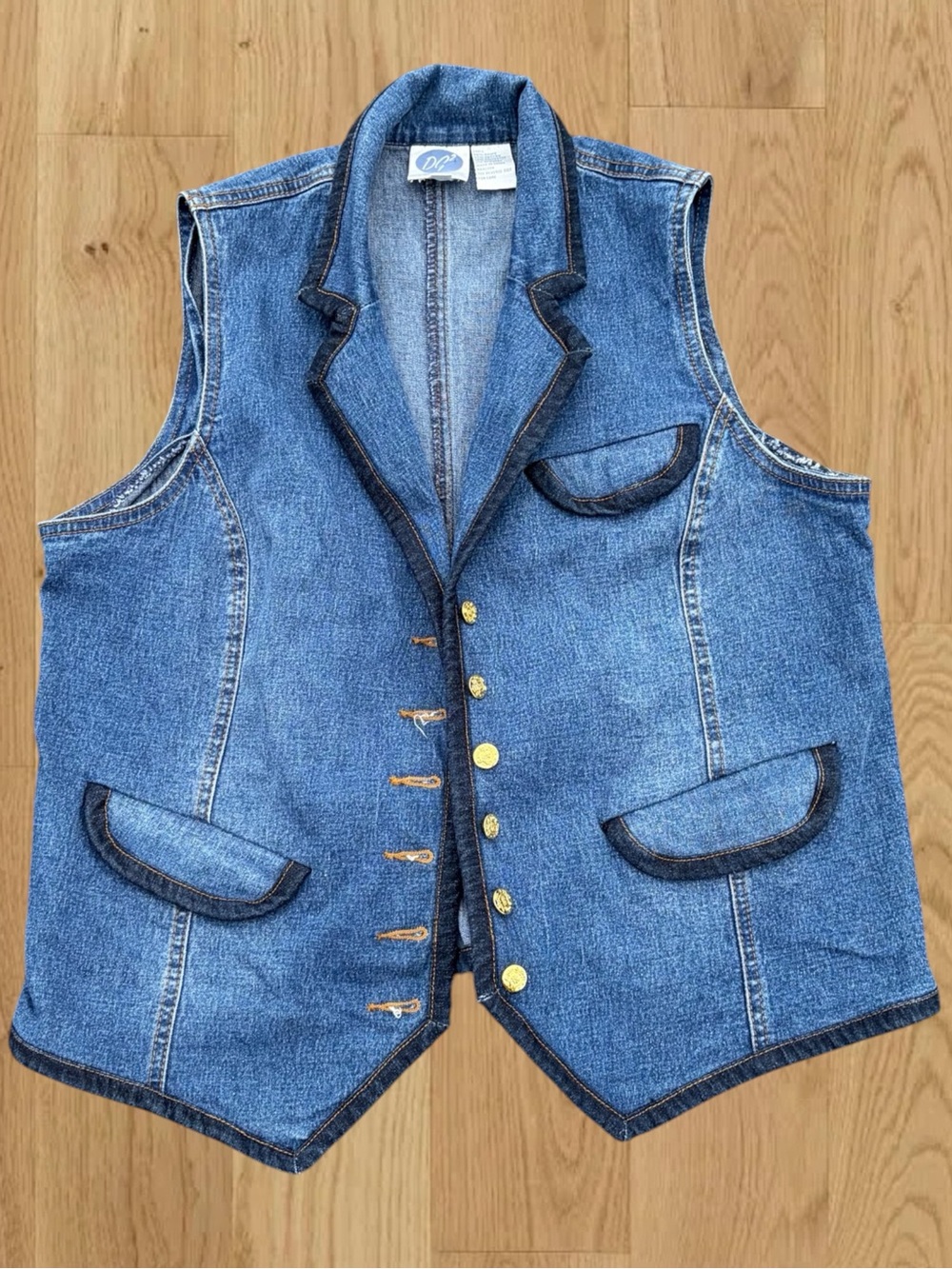 DG2 Diane Gilman Denim Vest Womens M Blue Jean Blazer Gold Buttons Western